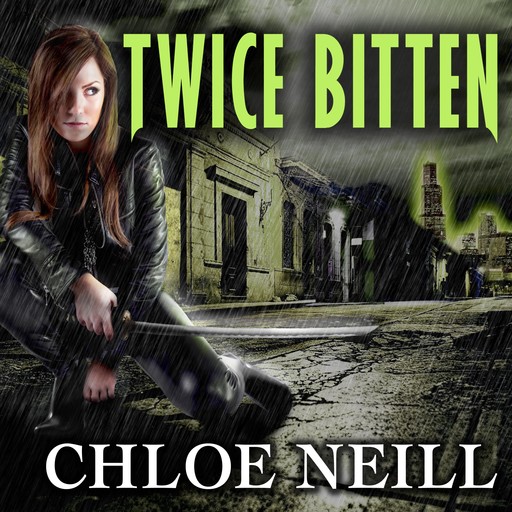 Twice Bitten, Chloe Neill
