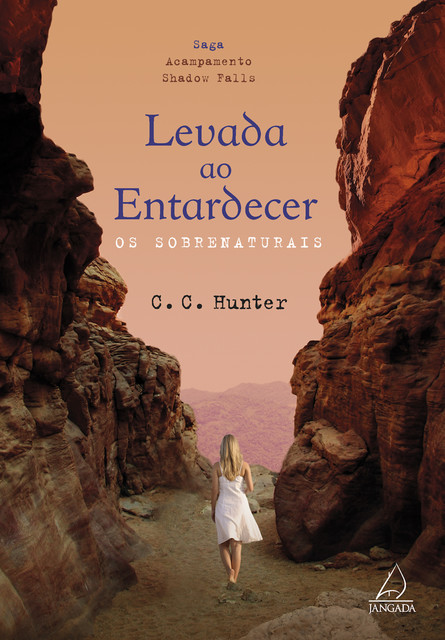 Levada ao entardecer, C.C. Hunter