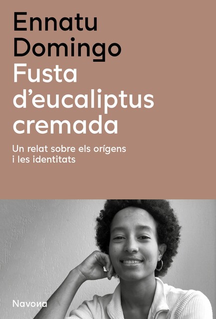Fusta d'eucaliptus cremada, Ennatu Domingo
