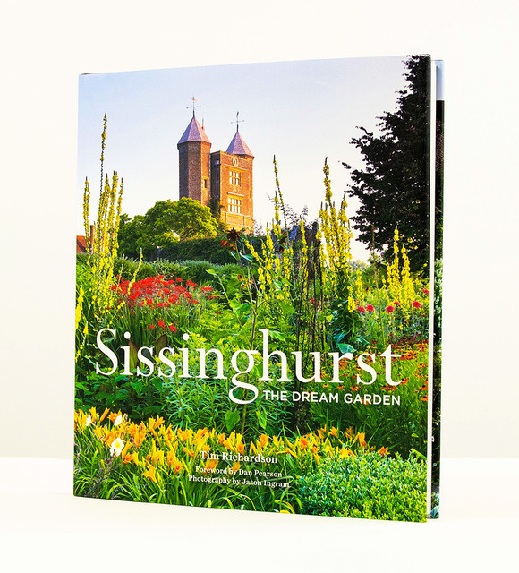 Sissinghurst: The Dream Garden, Tim Richardson