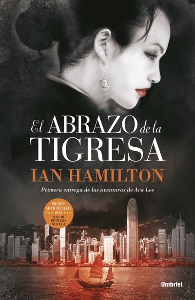 El Abrazo De La Tigresa, Ian Hamilton
