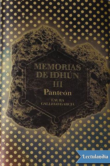 Panteón, Laura Gallego García