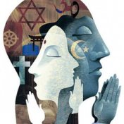 „Религия“ – Ein Regal, Adzhanta