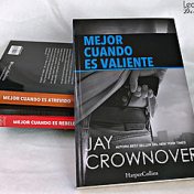 „La punta - Jay Crownover“ – polica za knjige, fantásticas_adicciones 🤗