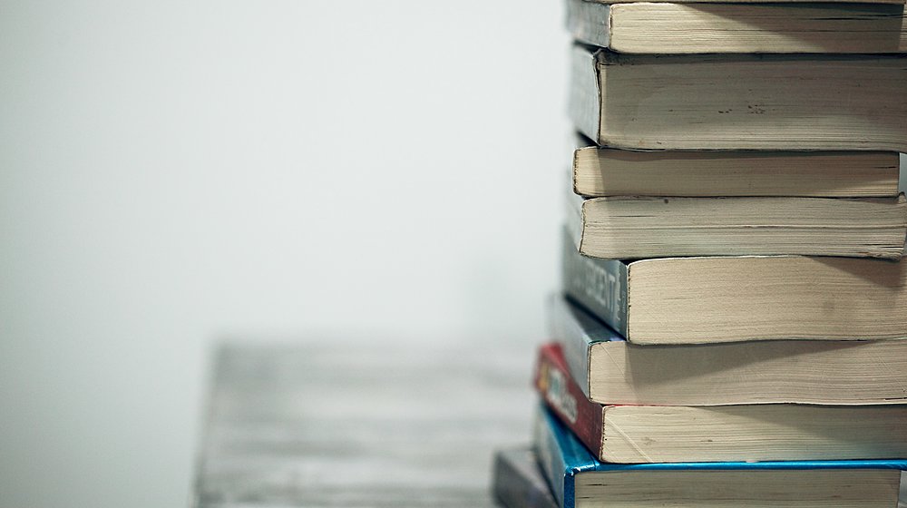 “Lecturas incompletas”, una estantería, Bookmate