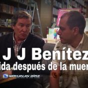 “J.j. Benitez” – a bookshelf, ANDRÉS LÓPEZ
