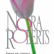 “Celebrity Magazine - Nora Roberts” – rak buku, fantásticas_adicciones 🤗