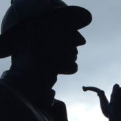 “The Adventures of Sherlock Holmes”, una estantería, Bookmate