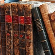 “Библиотека учителя истории” – a bookshelf, shkolnayazhizn