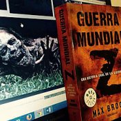 „Max Brooks - Novelas independientes“ – polica za knjige, fantásticas_adicciones 🤗