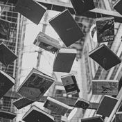“Ático de los Libros”, una estantería, Ático de los Libros
