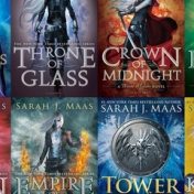 “Throne of Glass” – a bookshelf, midnightmystique