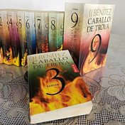 “Caballo de troya - J.J. Benitez” – bir kitap kitaplığı, fantásticas_adicciones 🤗