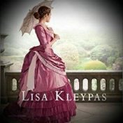 ”Lisa Kleypass” – en bokhylla, Lady Arachnia