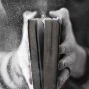 “Художественная литература” – a bookshelf, Наталия Фролова
