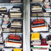 “Бесплатные книги” – a bookshelf, Bookmate