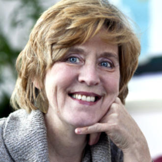 Pamela Schoenewaldt