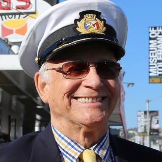 Gavin MacLeod