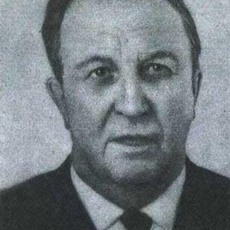 Валерий Столбов